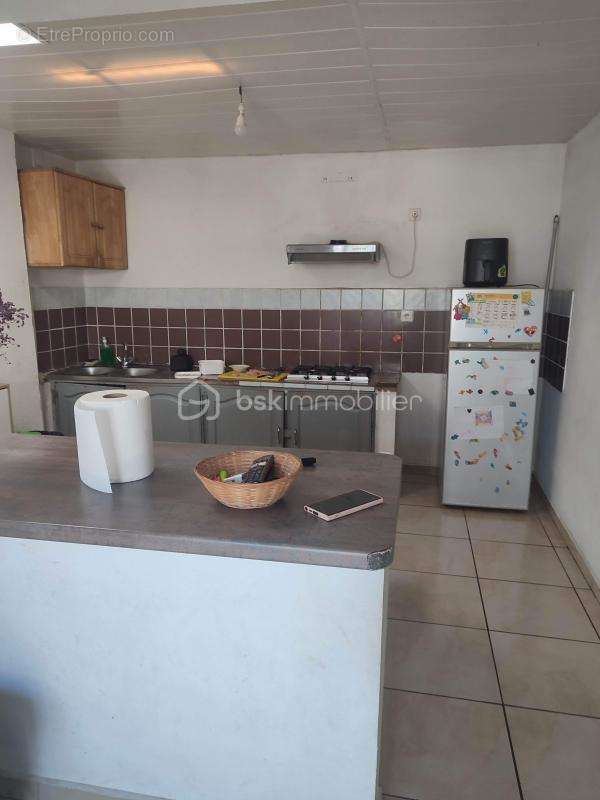 Ensemble immobilier au centre ville de saint pierre - photo 3