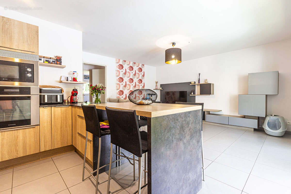 Appartement à ANNECY-LE-VIEUX