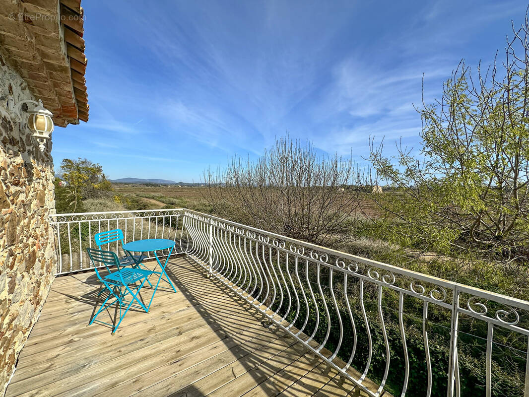 Appartement à HYERES