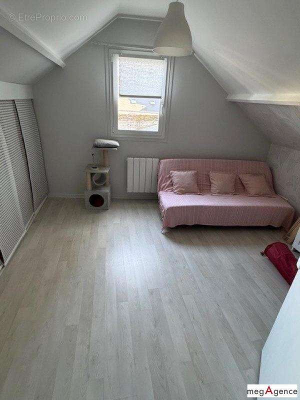 Appartement à FLEURY-LES-AUBRAIS