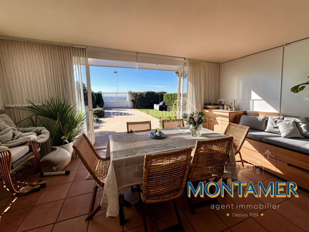 Maison à SAUSSET-LES-PINS