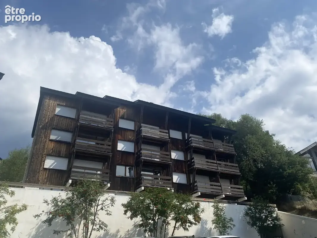 Appartement à FONT-ROMEU-ODEILLO-VIA