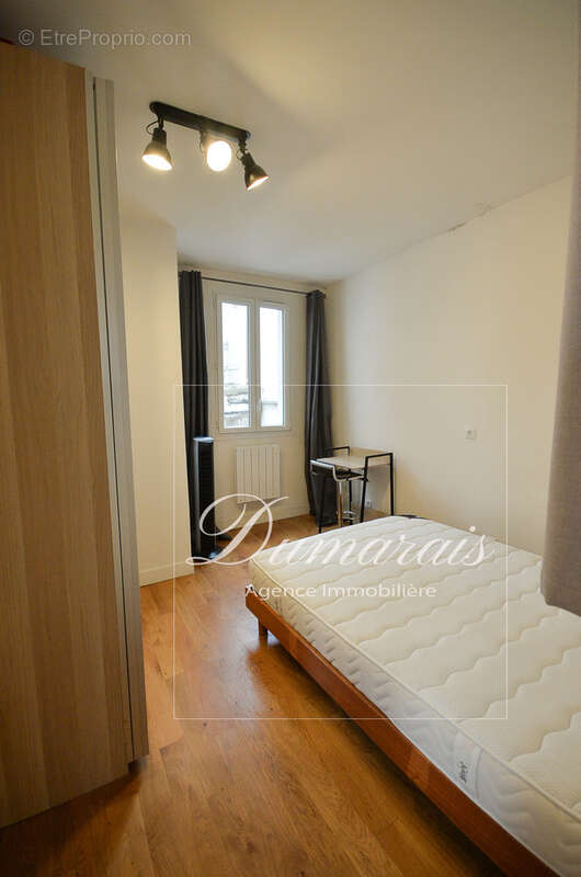 Appartement à PARIS-3E