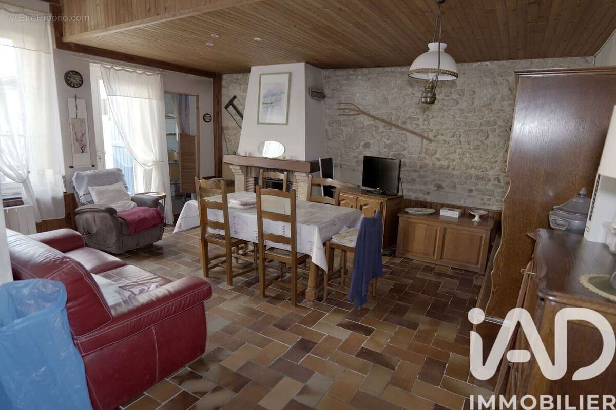 Photo 5 - Maison à BURY