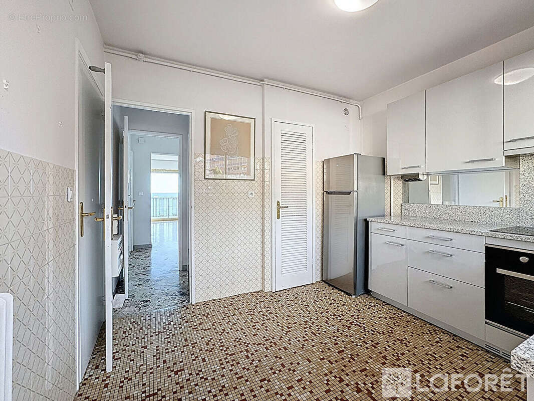 Appartement à ROQUEBRUNE-CAP-MARTIN