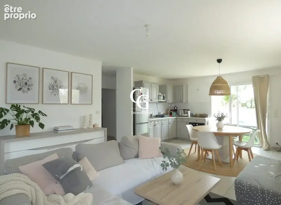 Maison 67 m² à Saint-Michel-Chef-Chef  - photo 1