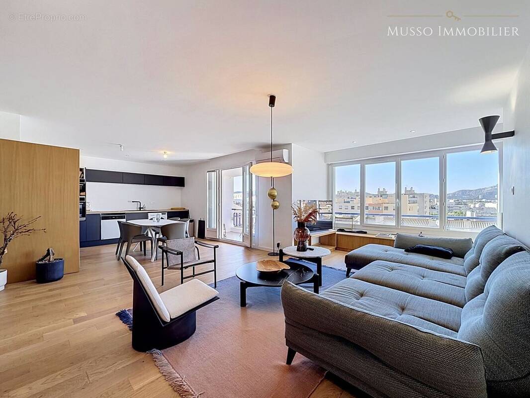Appartement à MARSEILLE-8E