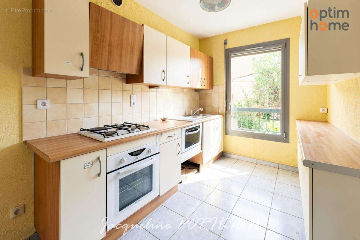 Appartement à vendre 3 pièces PERTUIS (84) - photo 6