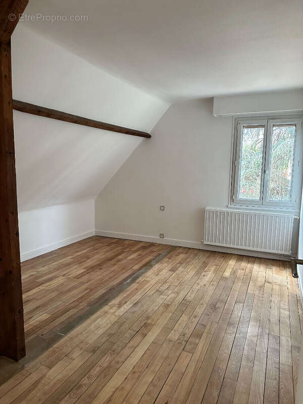 Maison à VILLEMOMBLE