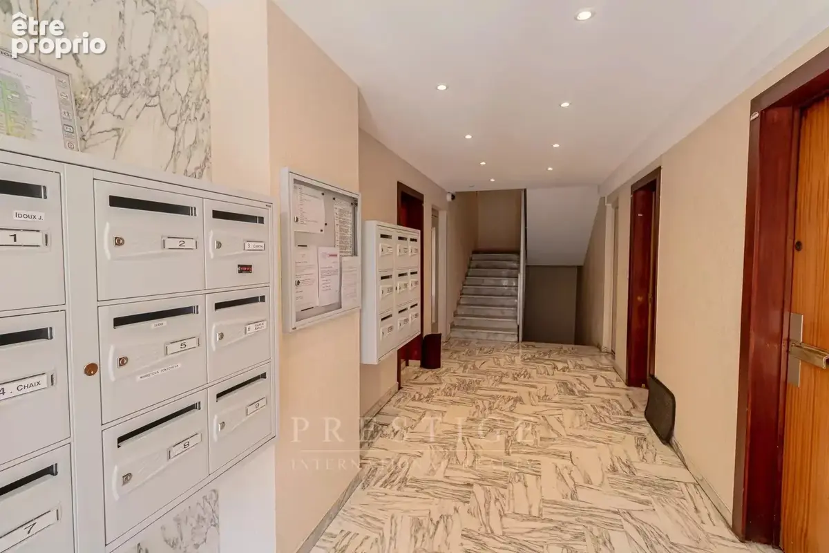 Juan les pins, 3 pièces, terrasse sud , cave, parking &  garage à vendre loué - photo 13