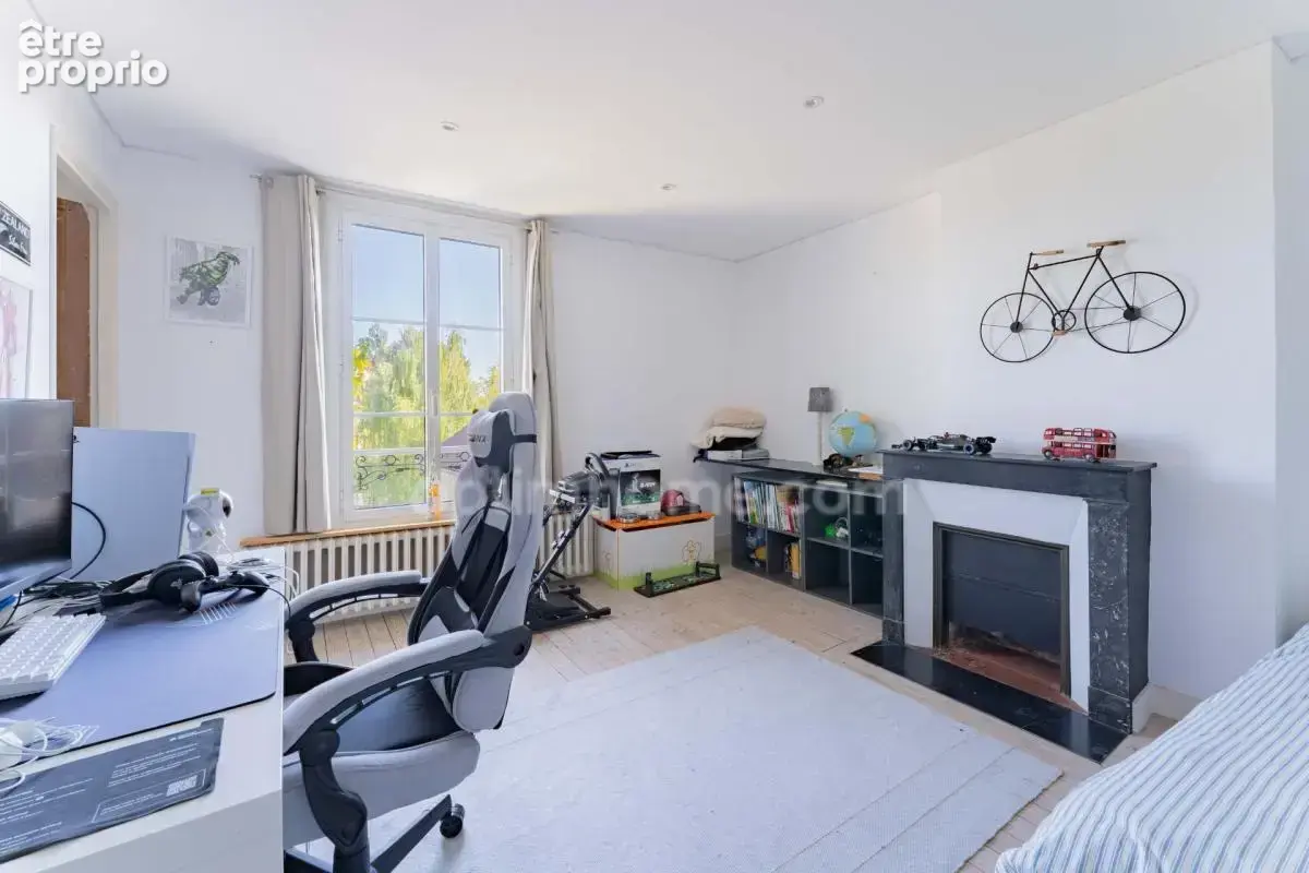 AUVERS-SUR-OISE, VAL D’OISE (95) : Maison de charme - 104 m² habitables (129 m² au sol) – 5 pièces principales - fraîche cave tr - photo 9