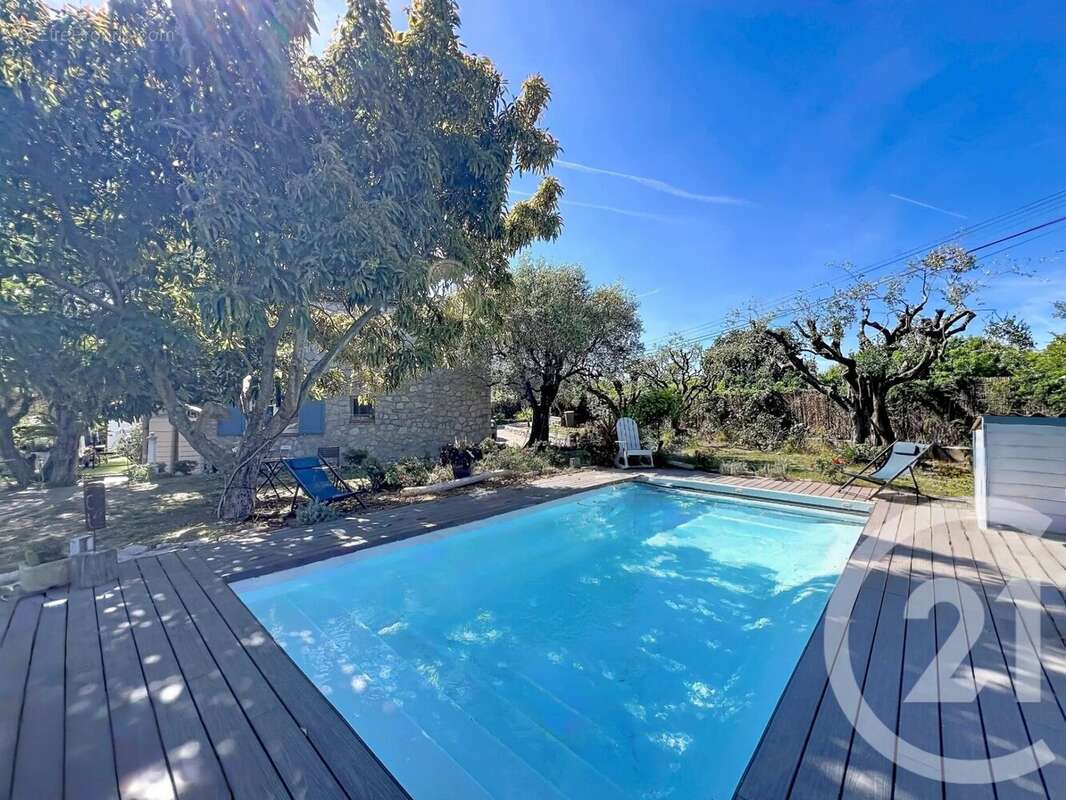 Maison à MOUGINS