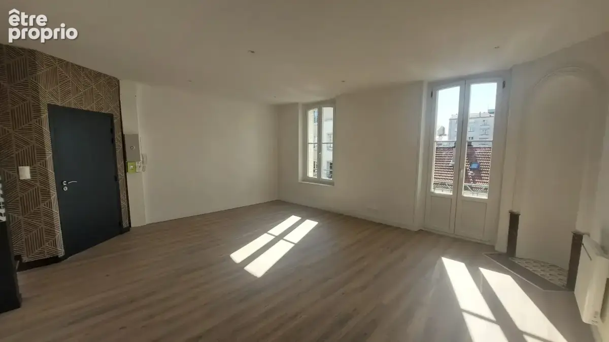 F5 avec 4 chambres, rénové, rue Félix Faure - photo 2