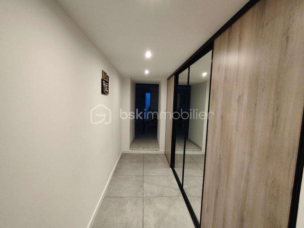 Maison à CHATEAUNEUF-SUR-SARTHE