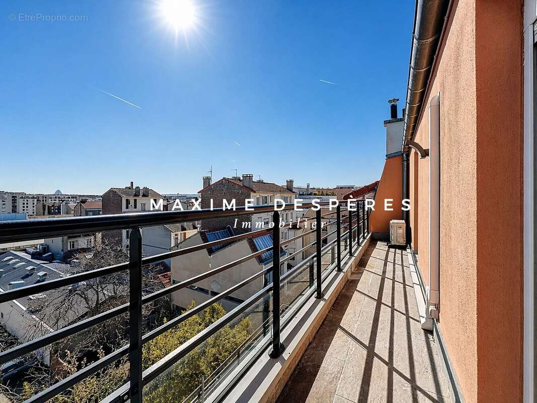 Appartement à SURESNES