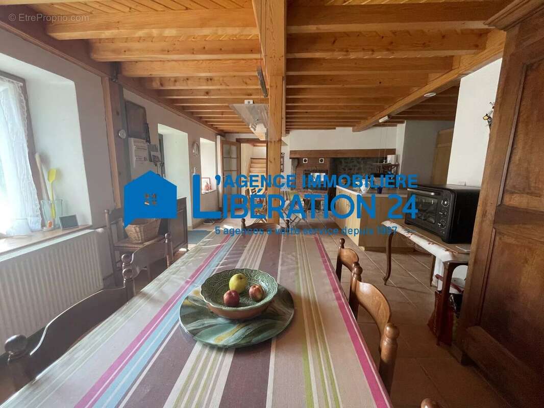 Maison à CRAPONNE-SUR-ARZON