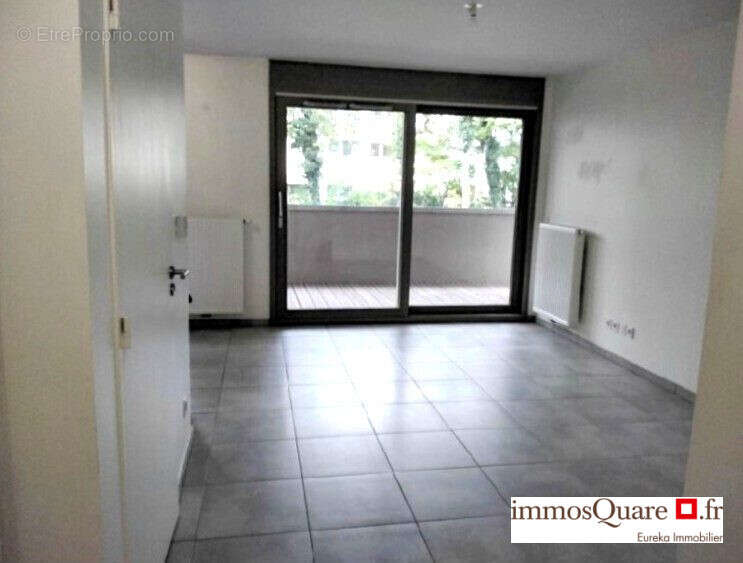 Appartement 33 m² à Gex  - photo 5