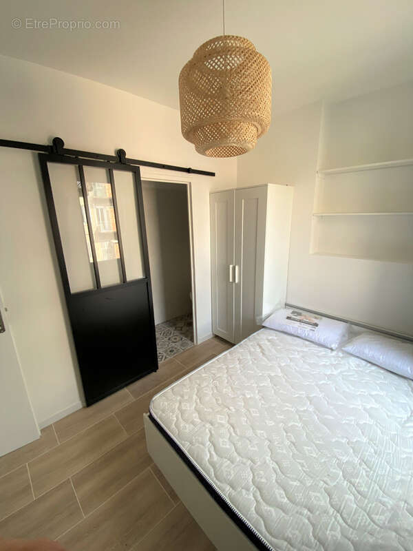 Appartement à MARSEILLE-5E