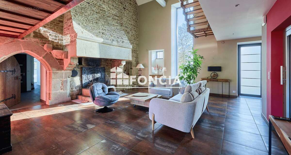 Maison à VILLEDIEU-LES-POELES