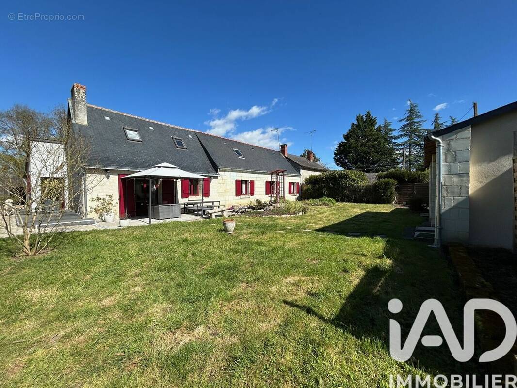 Photo 1 - Maison à VARENNES-SUR-LOIRE