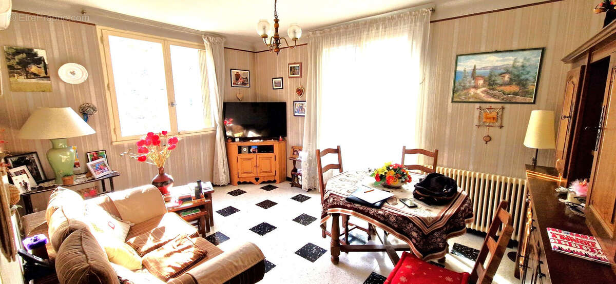 Maison à DRAGUIGNAN