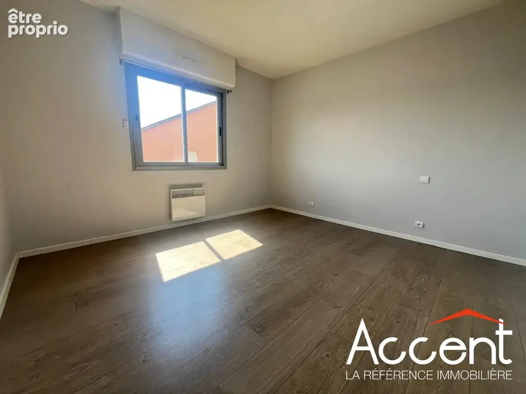 RODEZ appartement T3/4 dernier étage avec ascenseur et garage privatif - photo 5