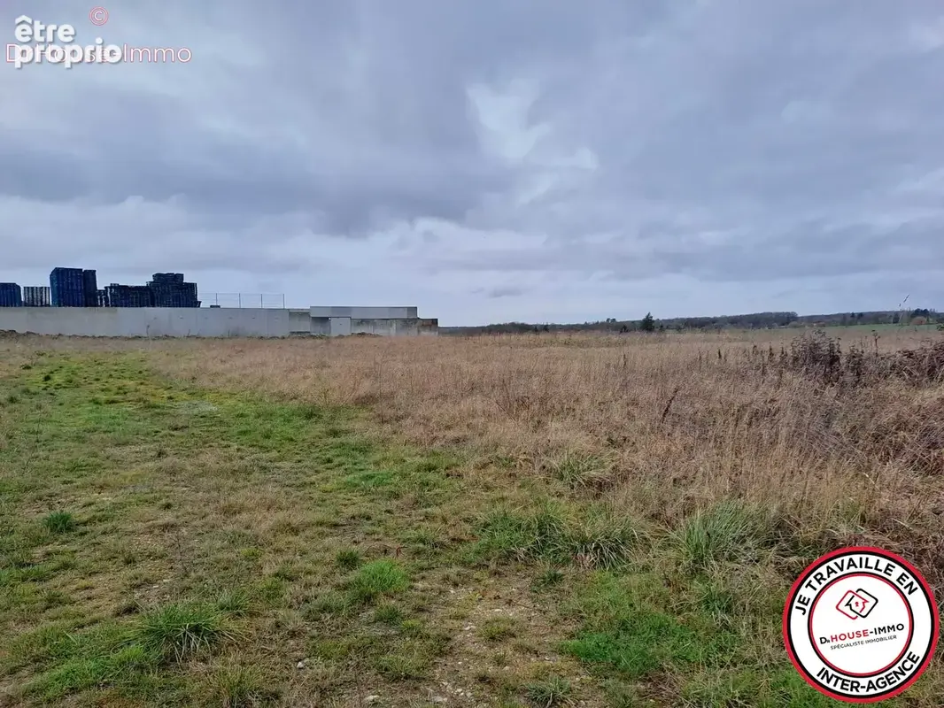 Terrain 7 500 m² à vendre à Luynes (37230) - photo 11