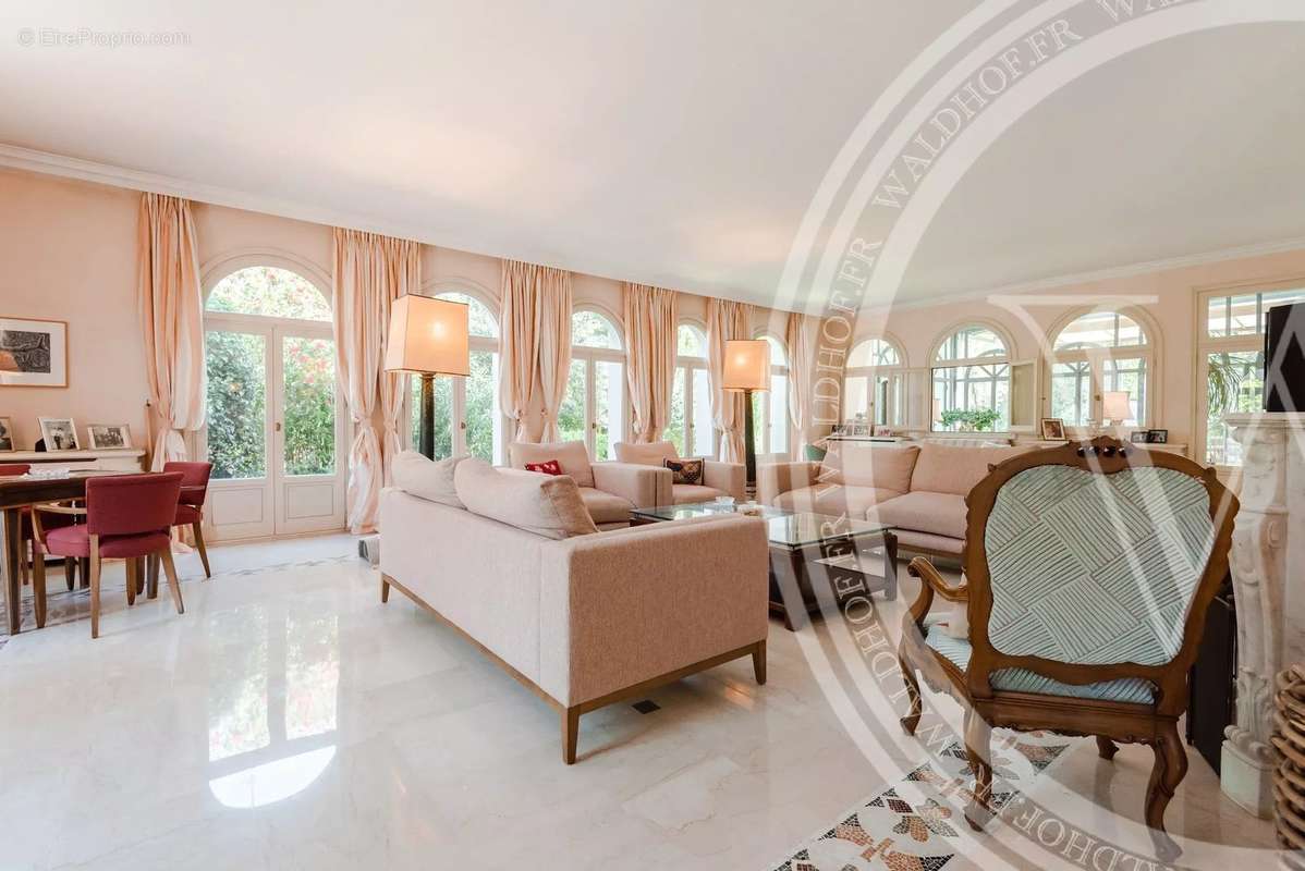 Maison à ROQUEBRUNE-CAP-MARTIN