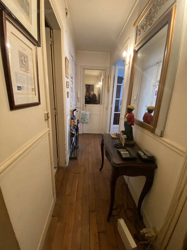 Appartement à PARIS-15E