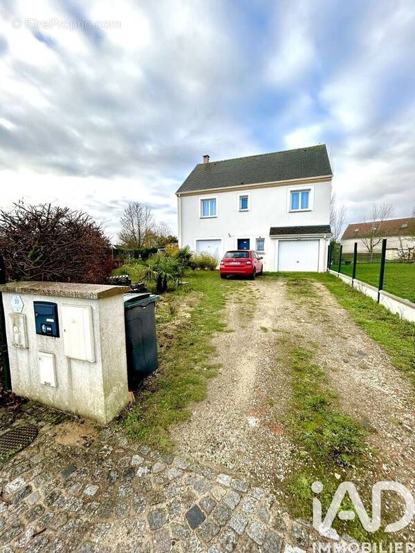 Photo 1 - Maison à NEUILLY-EN-THELLE