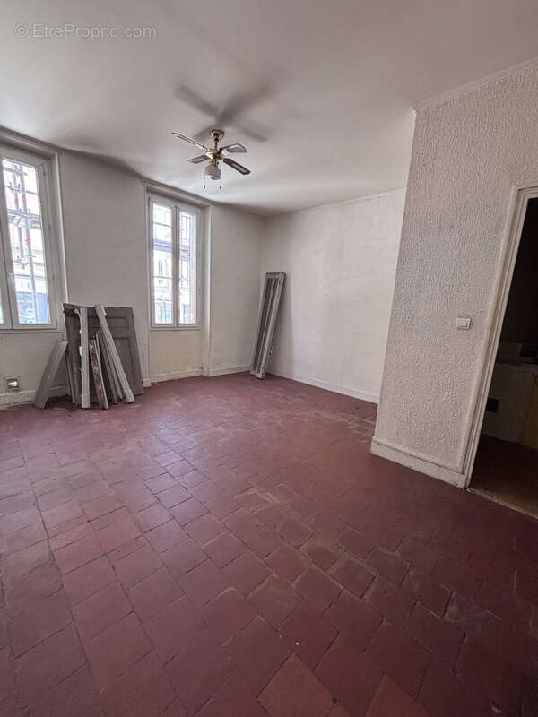 Appartement à SALON-DE-PROVENCE