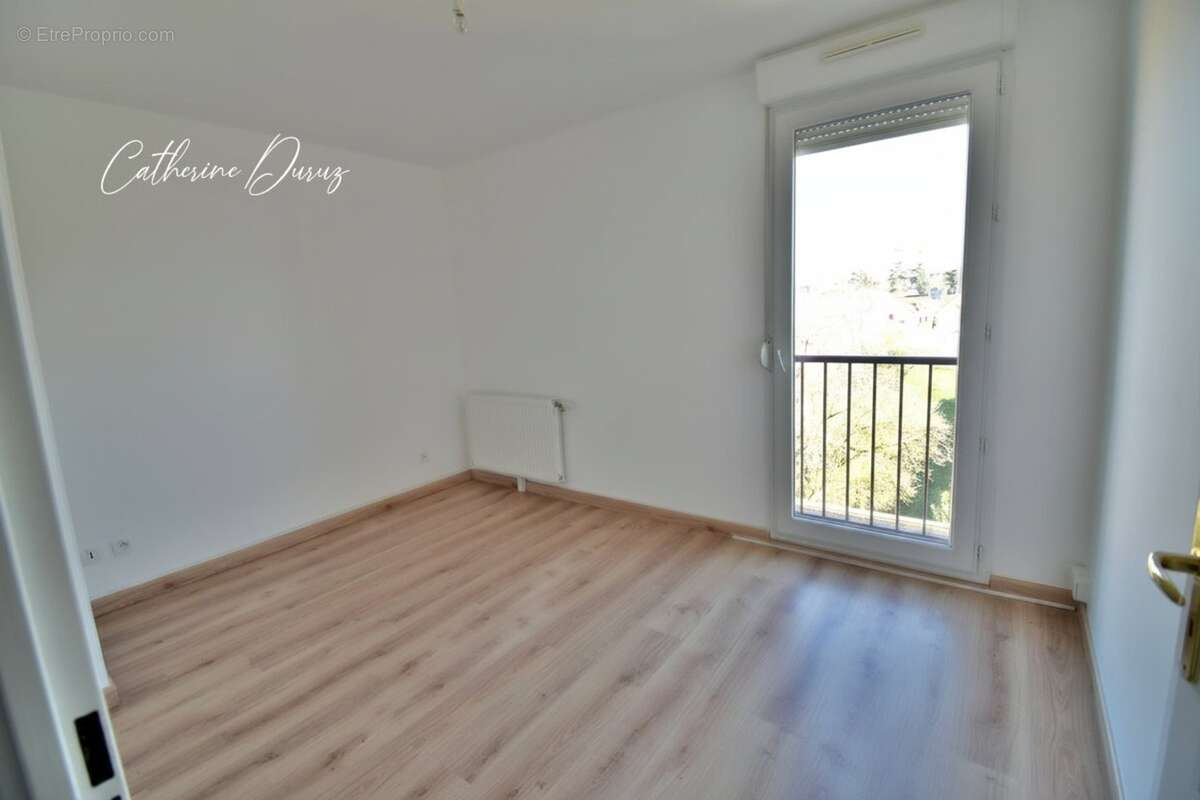 Appartement à vendre DIJON (21) Appartement T2 de 45,34 m² avec terrasse, garage fermé, parking privatif et cave - photo 4