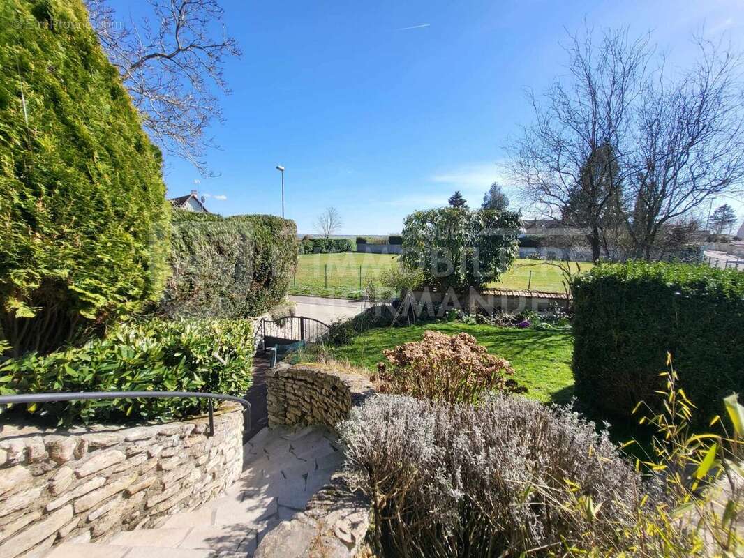 Maison à CHAUFOUR-LES-BONNIERES