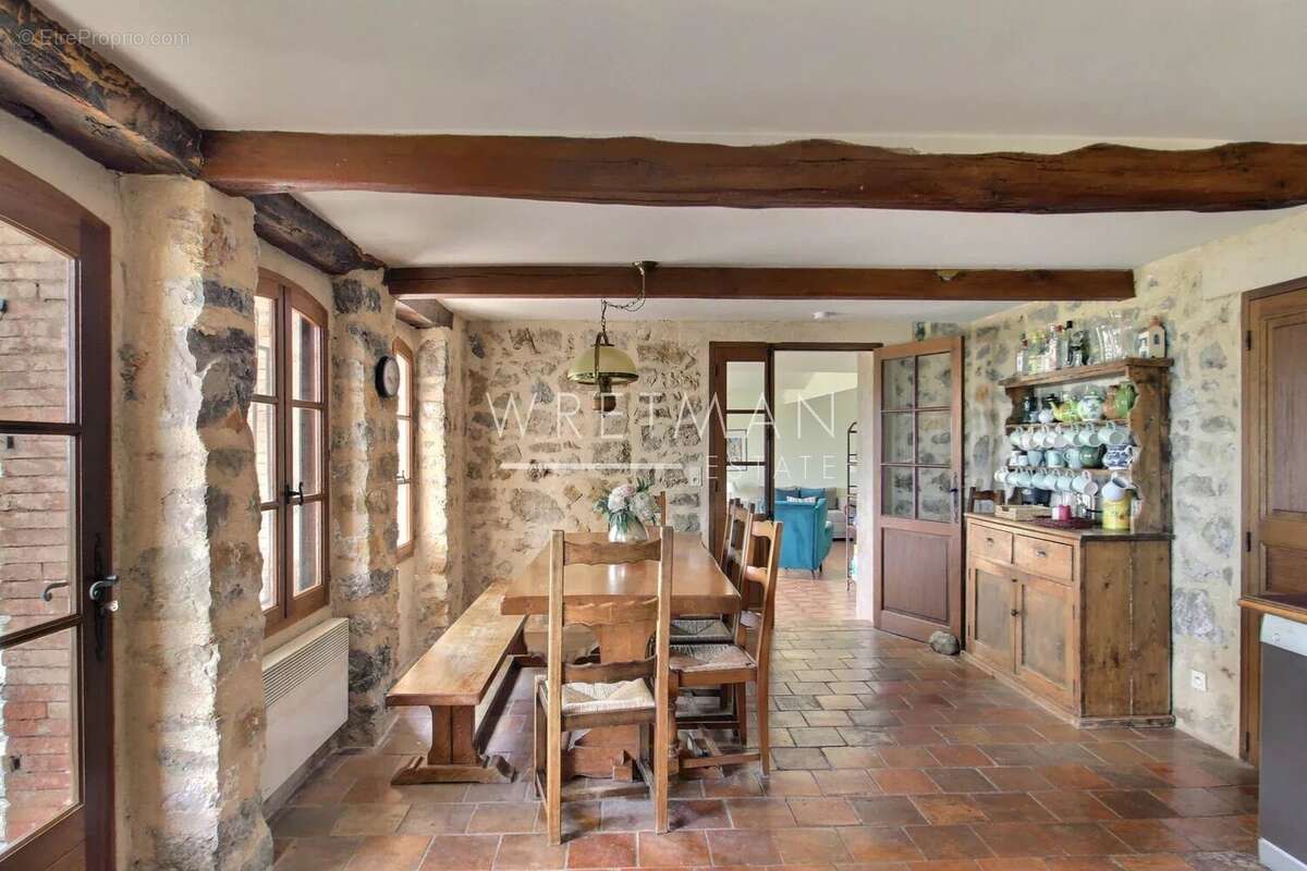 Maison à CALLIAN