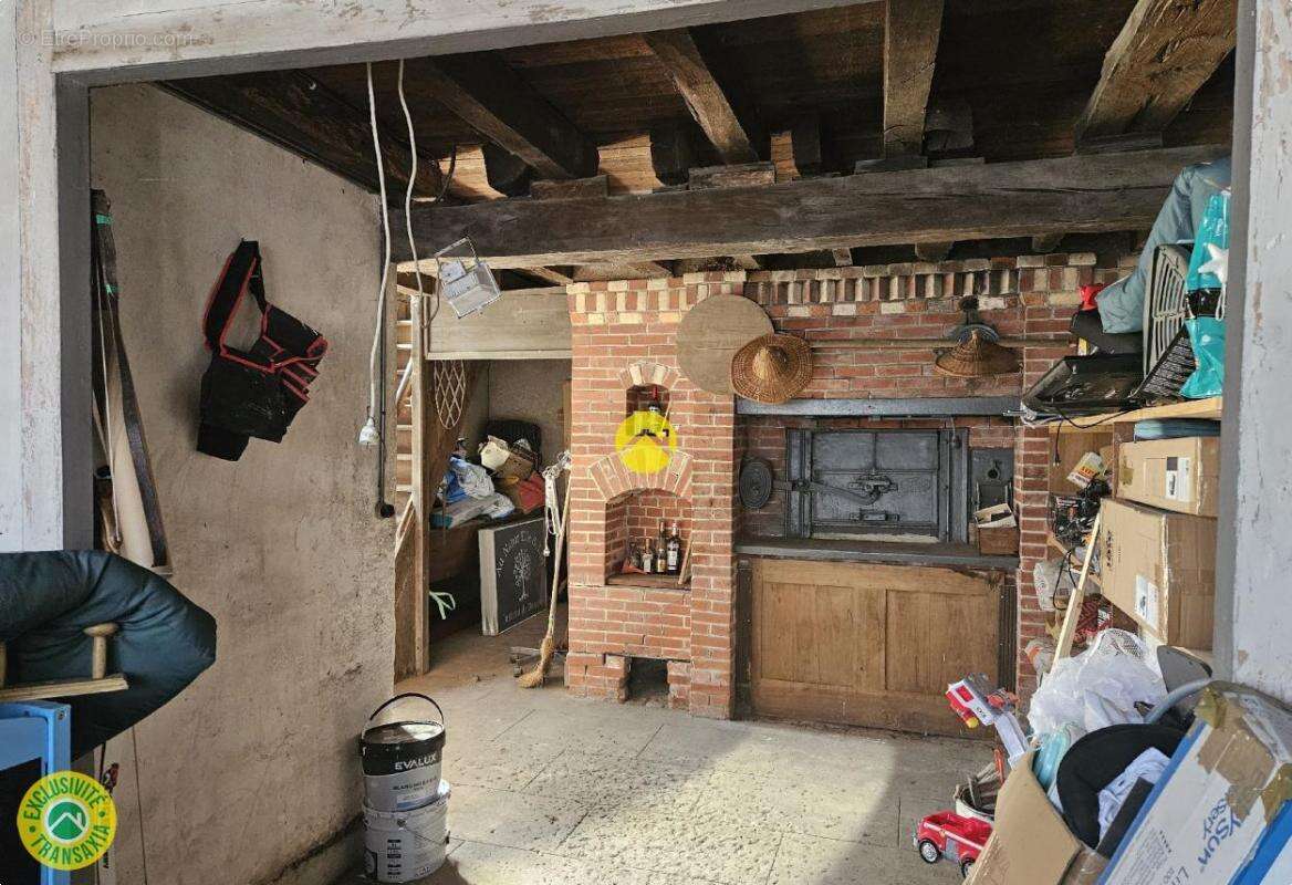 Maison à BIZENEUILLE