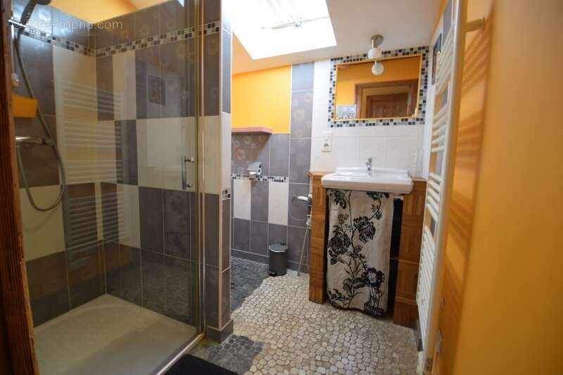 Maison à SAINTE-BAZEILLE