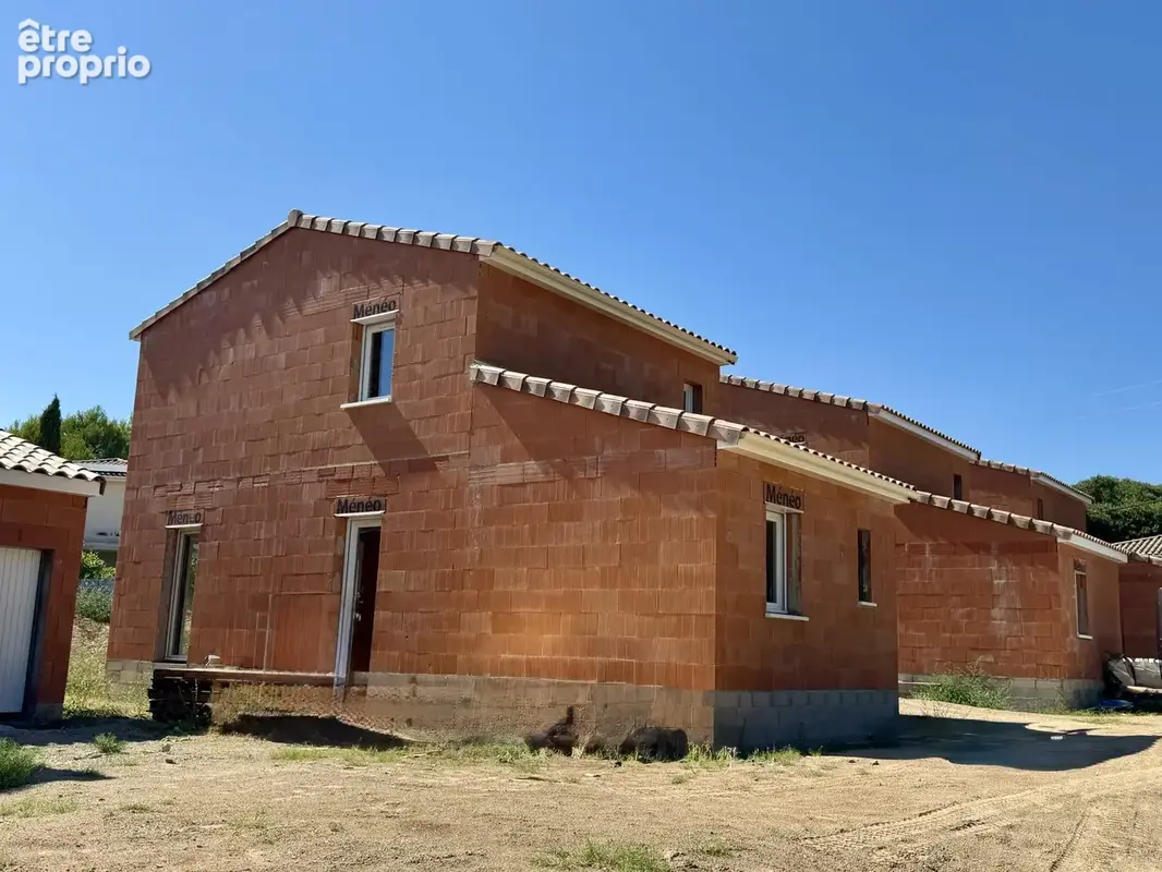Maison 5 pièces 102 m² à vendre à Clermont-L'herault (34800) - photo 3