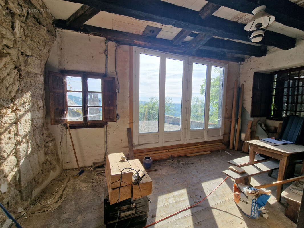 Maison à TURENNE