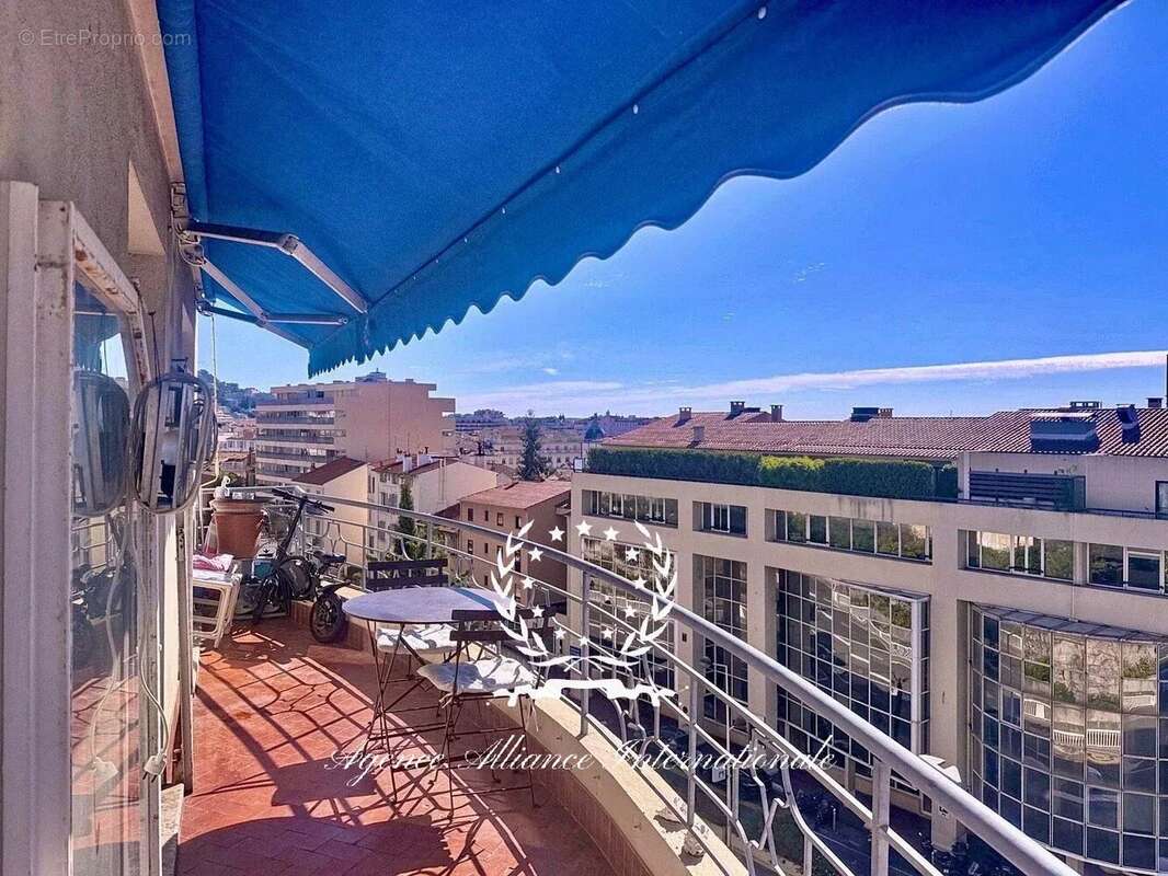 Appartement à CANNES