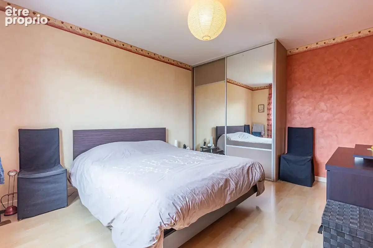 Agence immobiliere laforet - "tournesol" - annecy - appartement t3 traversant de 73.59m² - balcons - cave - garage en option - photo 9