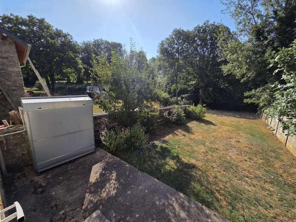 Maison 120 m² à Arrenes  - photo 26
