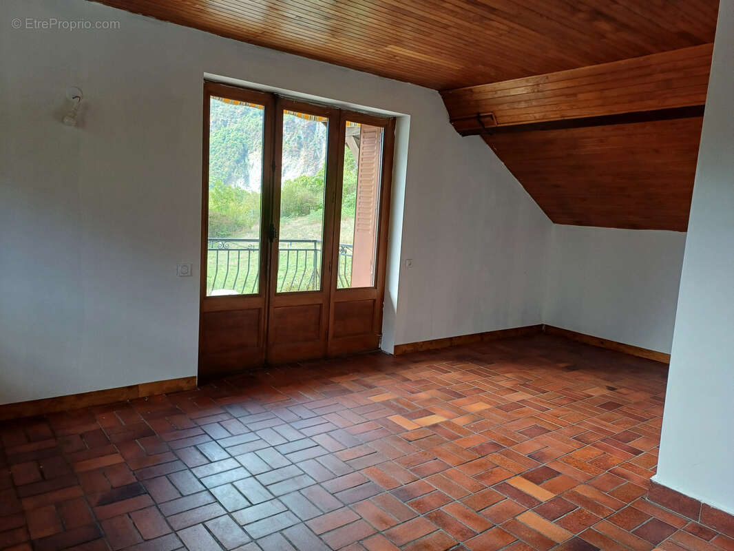 Appartement à LA CHAMBRE