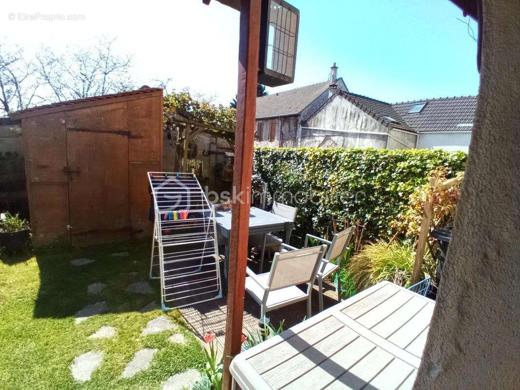 Maison à CLAYE-SOUILLY