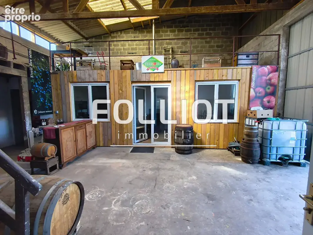 A VENDRE-Local commercial Gavray Sur Sienne 250 m2 - photo 2