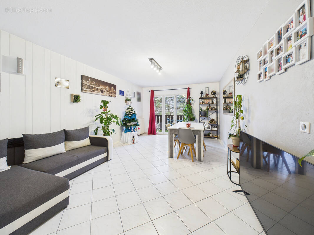 Appartement à SAINT-ALBAN-LEYSSE