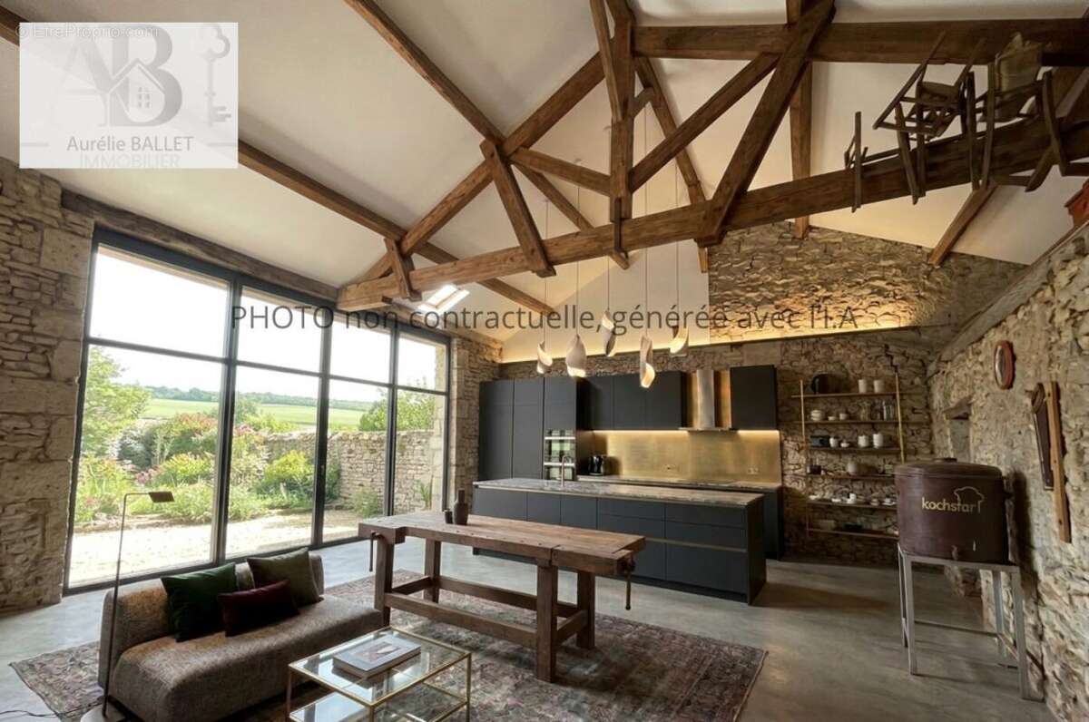 Maison à LUGON-ET-L'ILE-DU-CARNAY