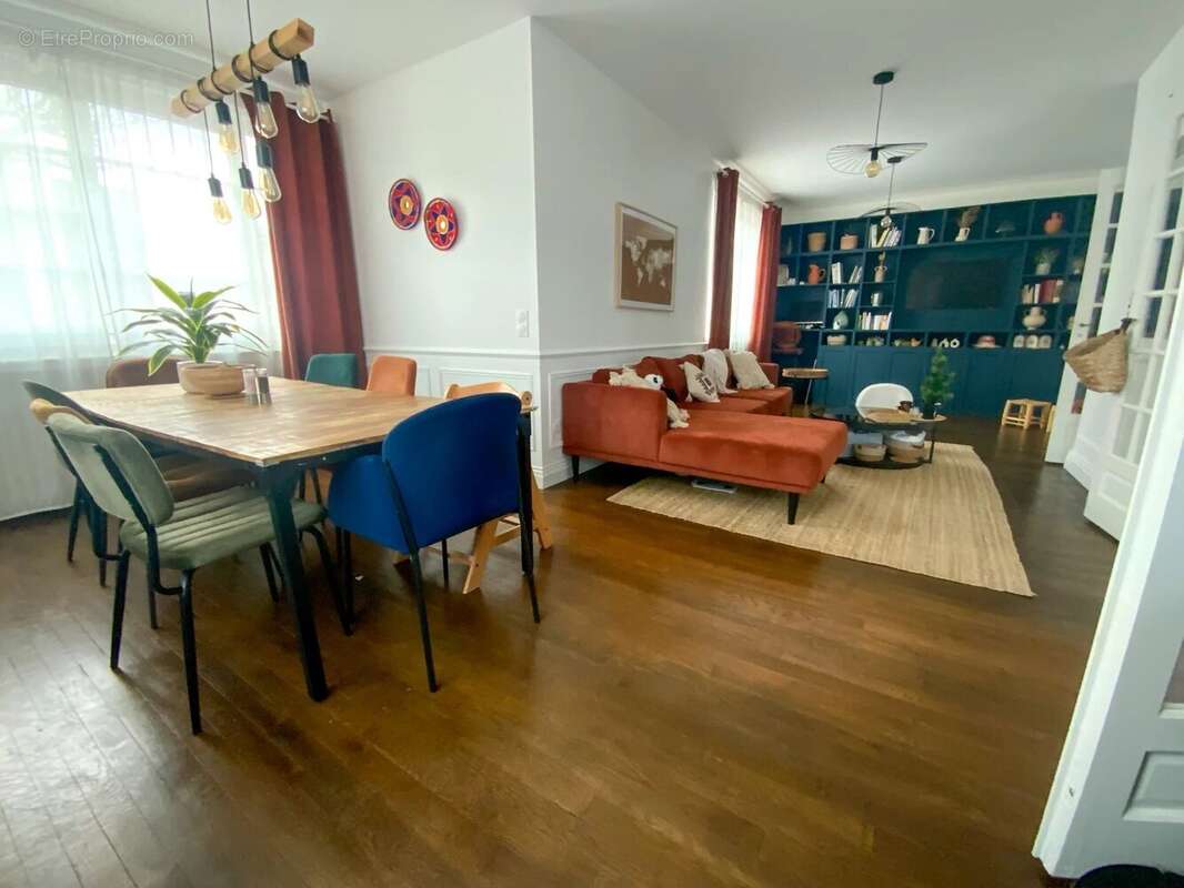Maison à VILLEMOMBLE