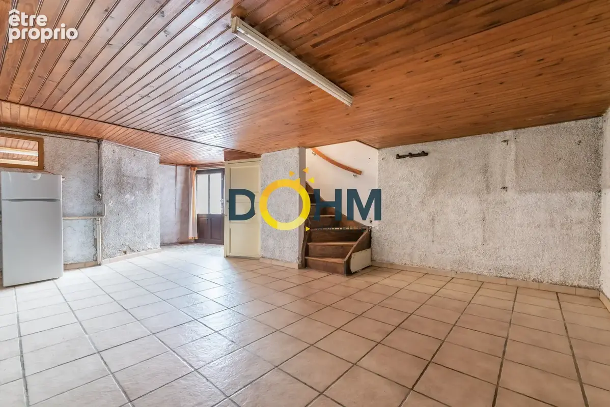 Ensemble immobilier avec cour a renover - photo 4