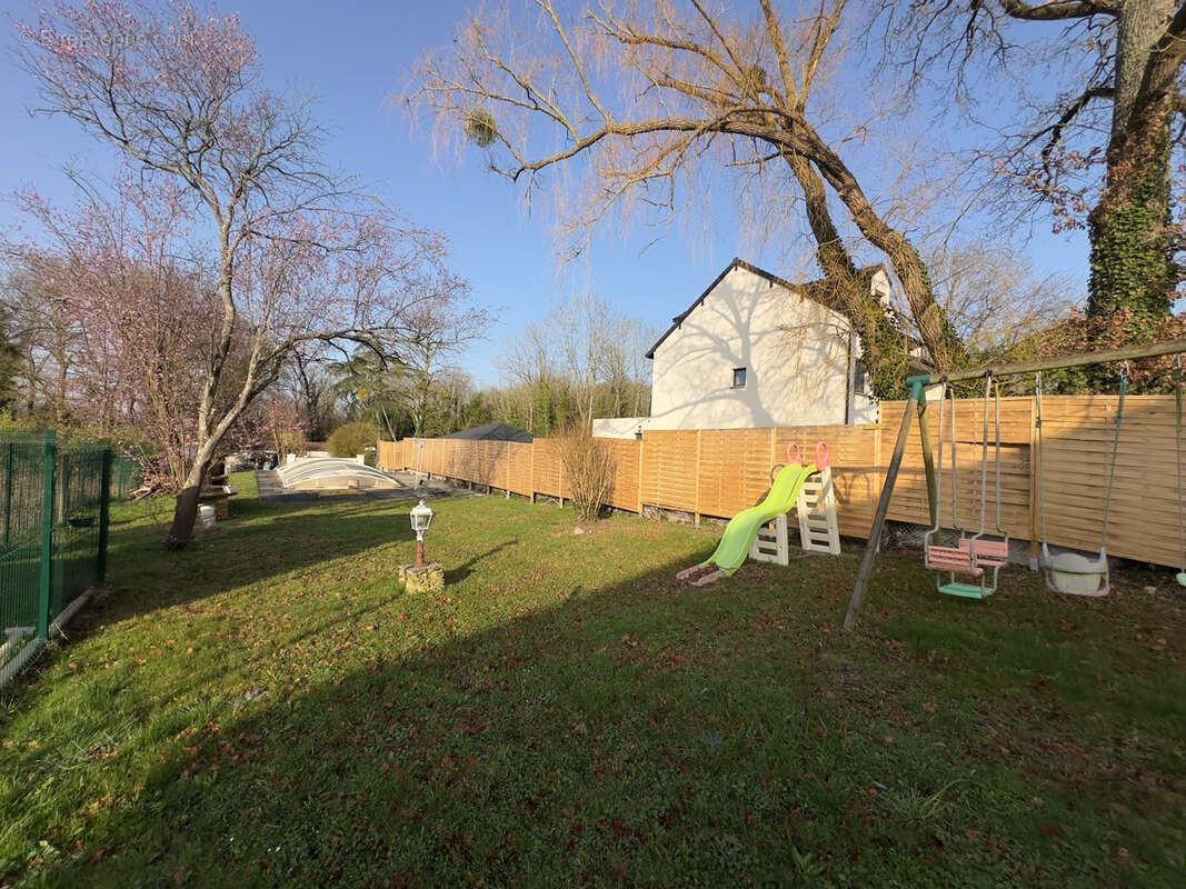 Maison à QUINCY-VOISINS