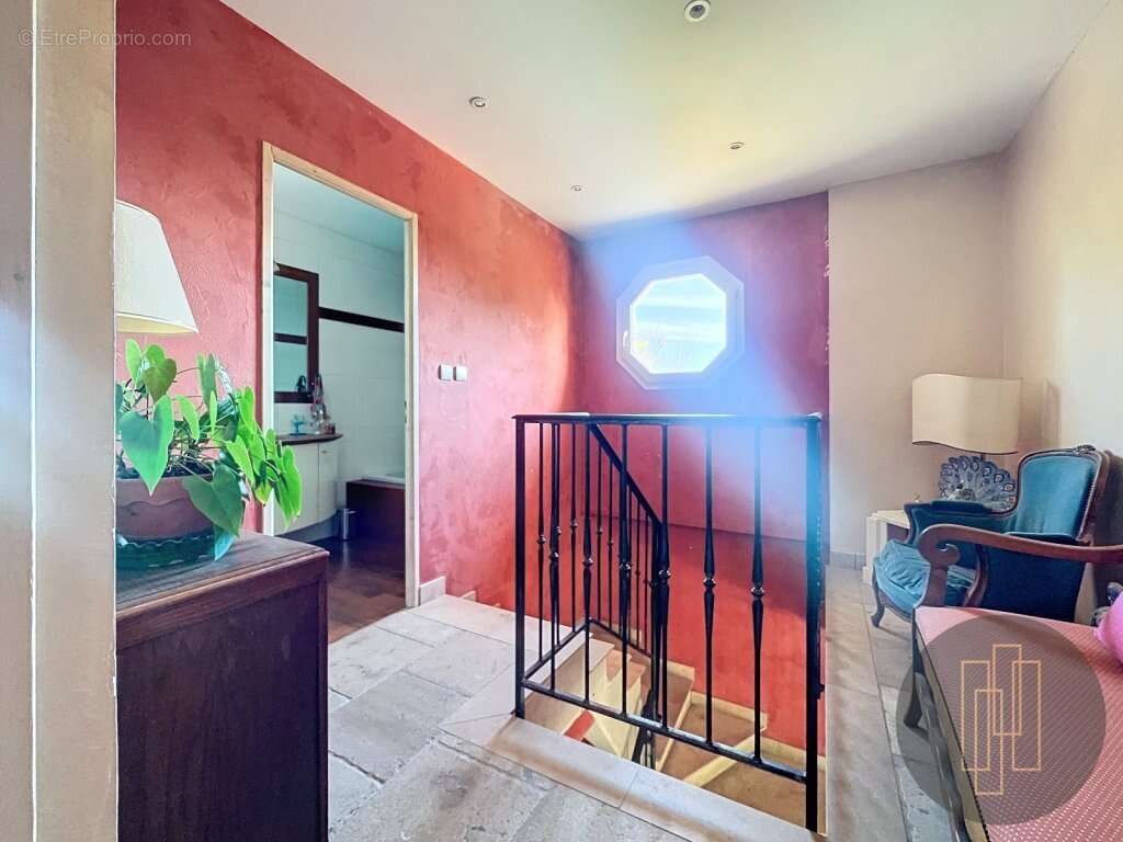 Maison à VILLEFRANCHE-SUR-SAONE